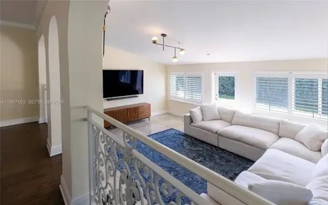 429 Deer Run Miami Springs FL 33166