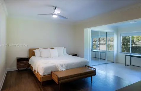 429 Deer Run Miami Springs FL 33166