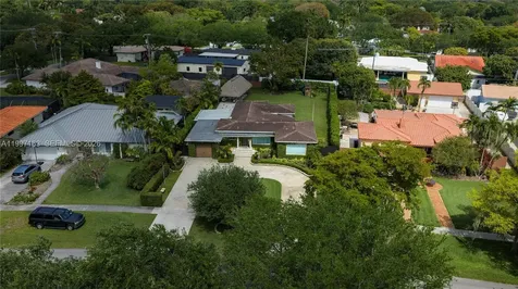 429 Deer Run Miami Springs FL 33166