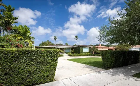 429 Deer Run Miami Springs FL 33166