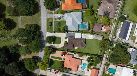 429 Deer Run Miami Springs FL 33166
