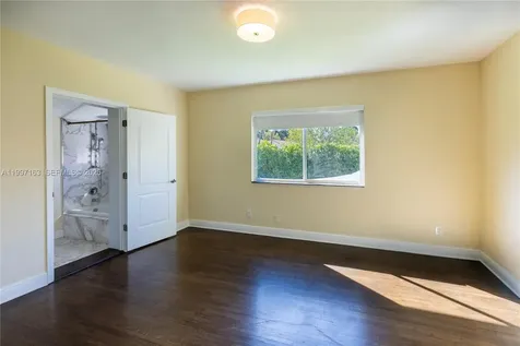 429 Deer Run Miami Springs FL 33166