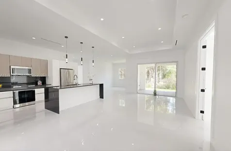 3762 32nd Avenue SE Naples FL 34117