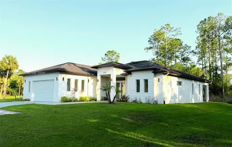 3762 32nd Avenue SE Naples FL 34117