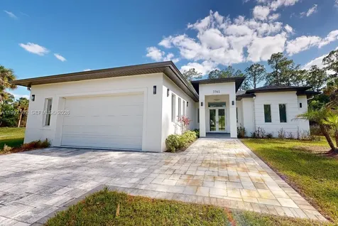 3762 32nd Avenue SE Naples FL 34117