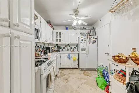 6039 Collins Avenue Miami Beach FL 33140