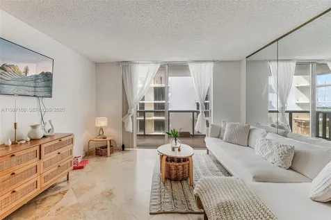 6039 Collins Avenue Miami Beach FL 33140