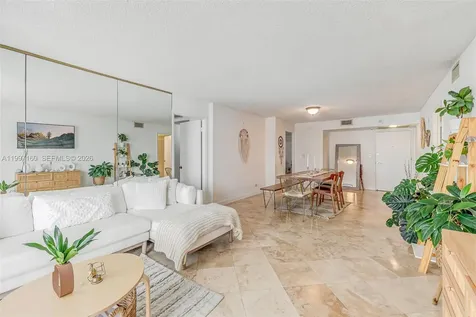 6039 Collins Avenue Miami Beach FL 33140