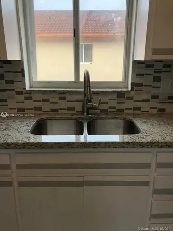 2246 W 74th Street Hialeah FL 33016