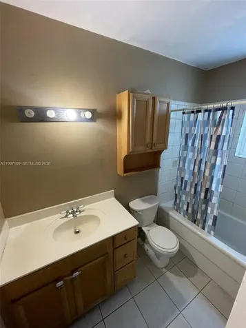 870 NE 212th Terrace Miami FL 33179