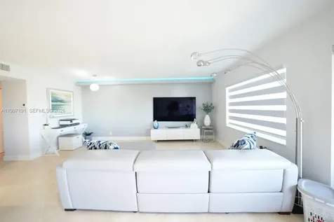 200 Diplomat Parkway Hallandale Beach FL 33009