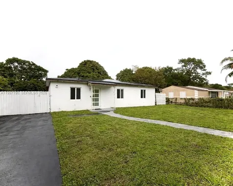 1215 Kasim Street Opa-Locka FL 33054