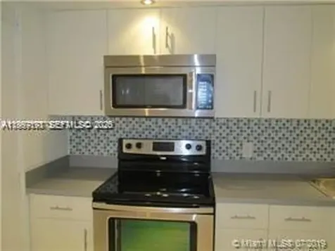 16701 NE 14th Avenue Miami FL 33162