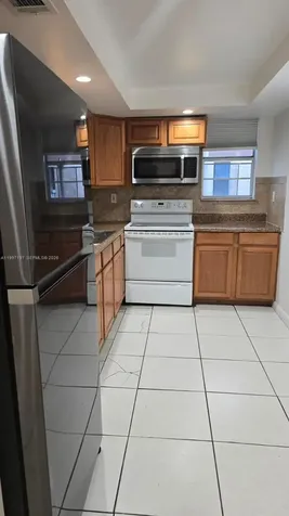 702 NW 87th Avenue Miami FL 33172