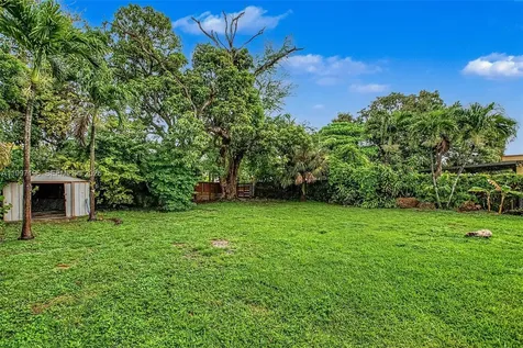 3951 SW 2nd Terrace Miami FL 33134