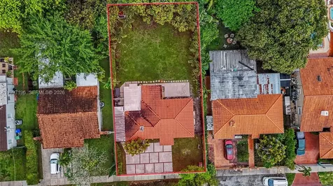 3951 SW 2nd Terrace Miami FL 33134