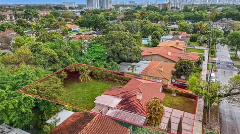 3951 SW 2nd Terrace Miami FL 33134
