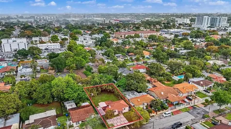 3951 SW 2nd Terrace Miami FL 33134