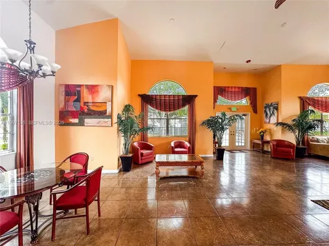 9491 S Palm Circle S Pembroke Pines FL 33025