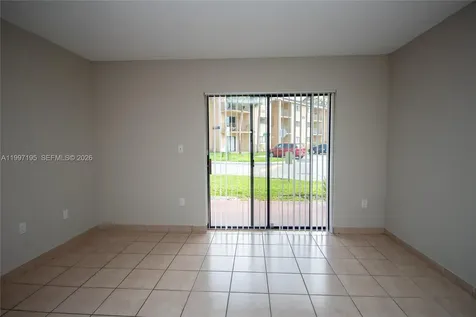 9491 S Palm Circle S Pembroke Pines FL 33025