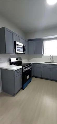 75 SW 32nd Court Road Miami FL 33135