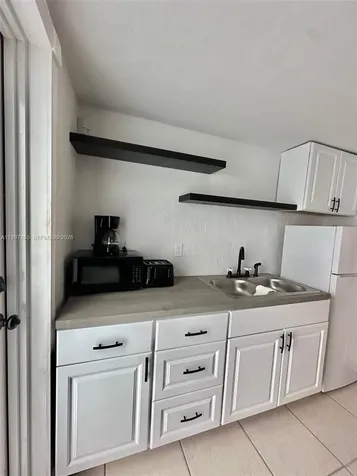 1375 NW 84th Terrace Miami FL 33147