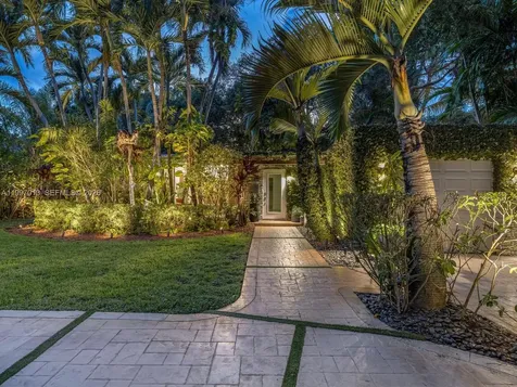11932 NE 8th Avenue Biscayne Park FL 33161