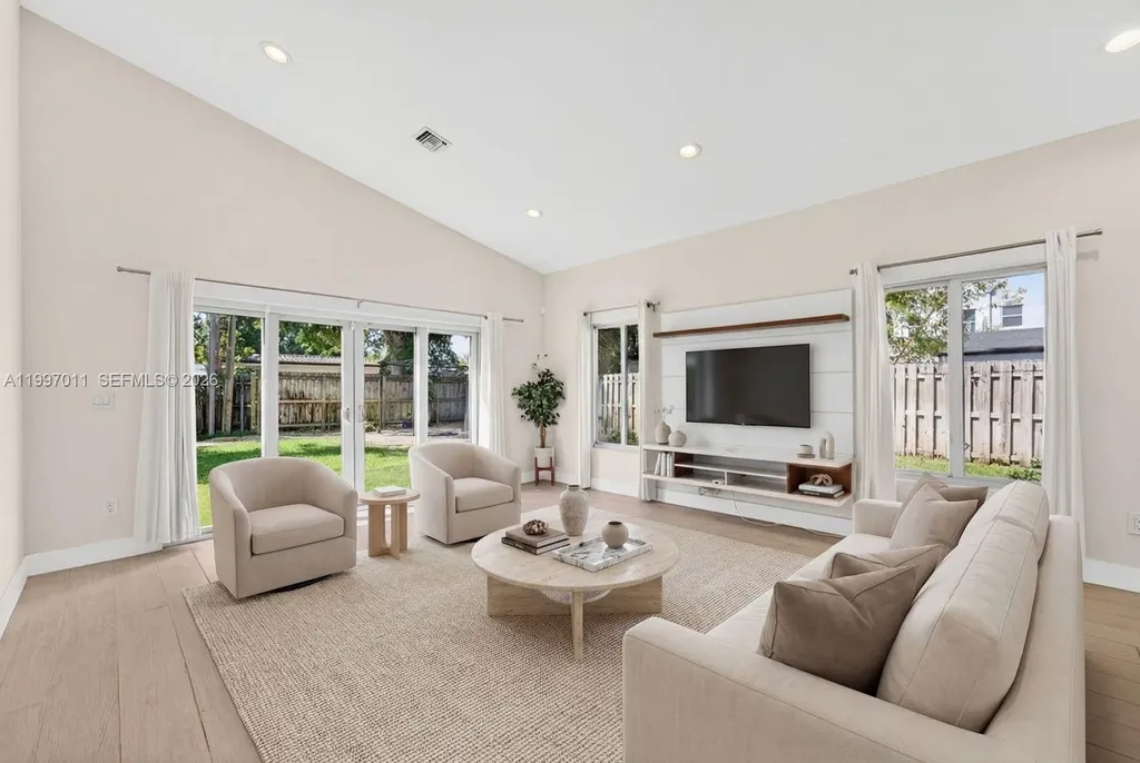 1126 NE 16th Court Fort Lauderdale FL 33305
