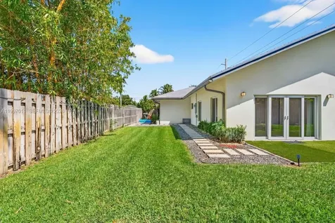 1126 NE 16th Court Fort Lauderdale FL 33305