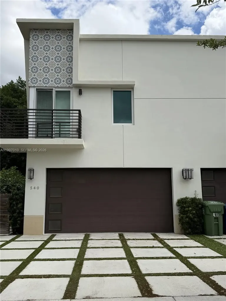 540 SW 6th Avenue Fort Lauderdale FL 33315