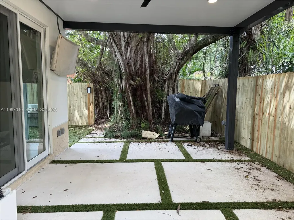 540 SW 6th Avenue Fort Lauderdale FL 33315