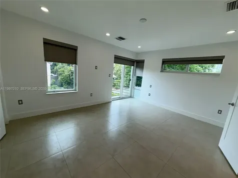 540 SW 6th Avenue Fort Lauderdale FL 33315