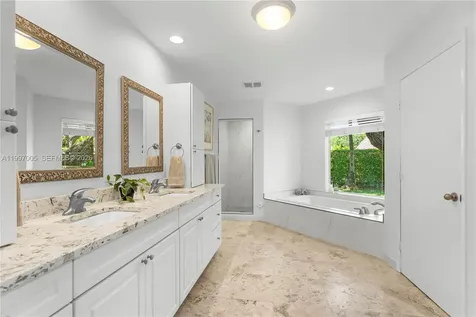 6845 SW 129th Terrace Pinecrest FL 33156