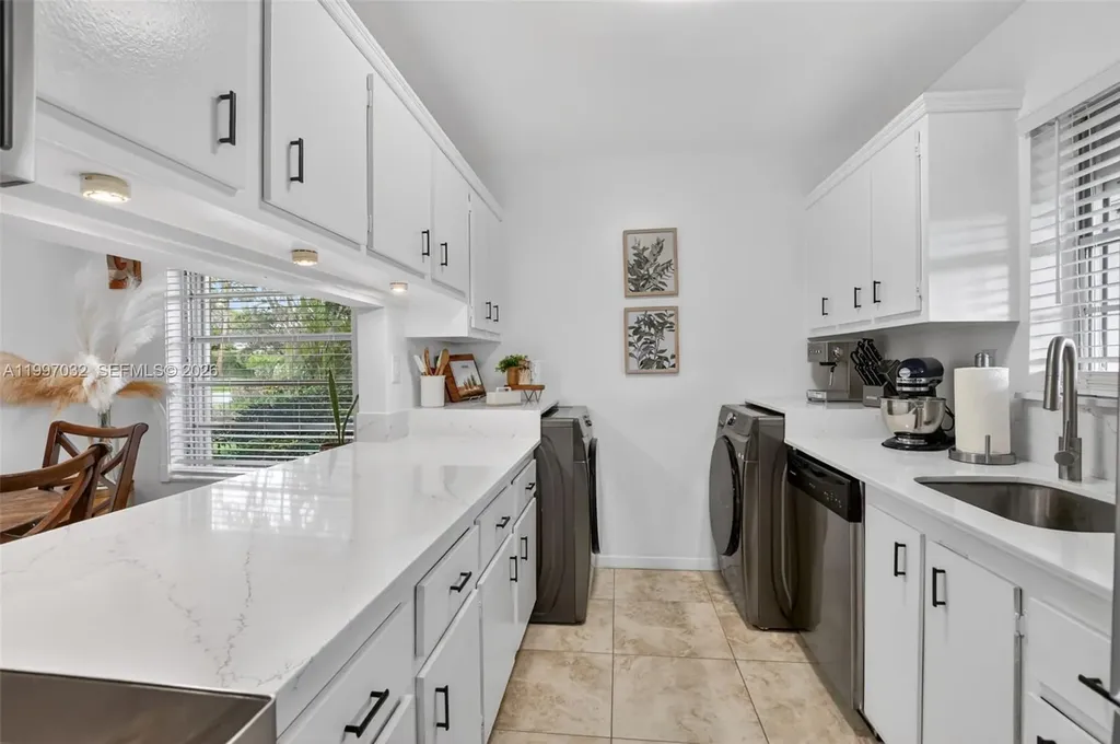 6924 Tiburon Circle Boca Raton FL 33433