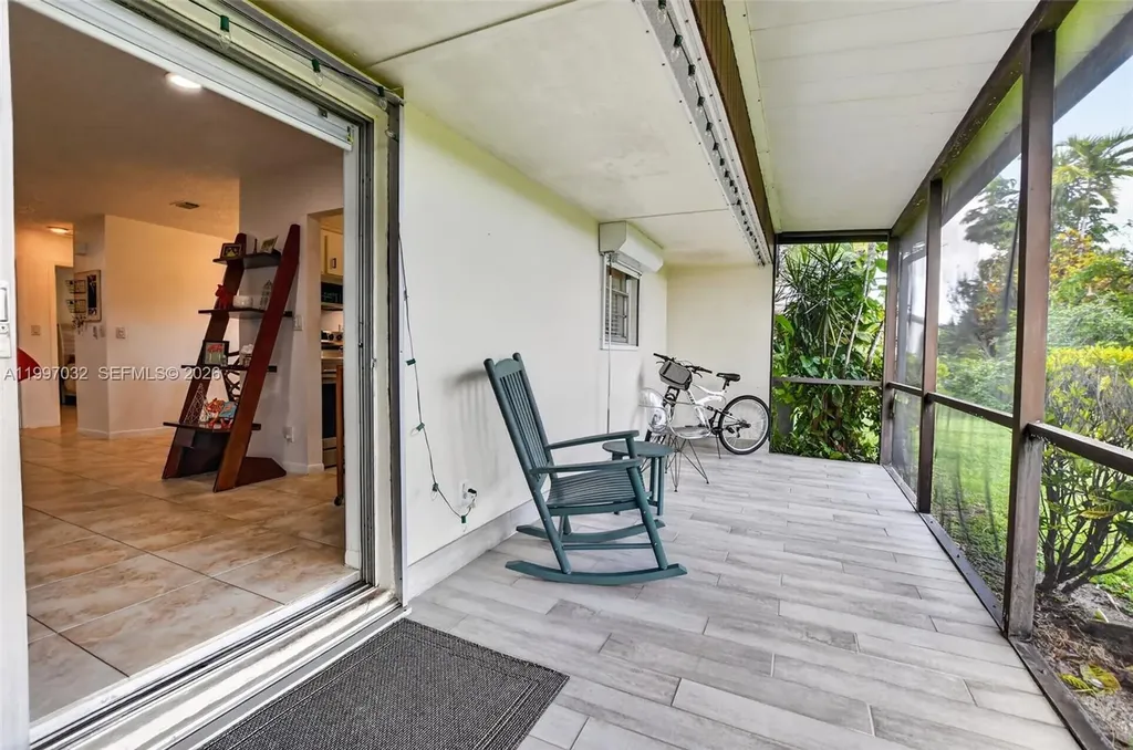 6924 Tiburon Circle Boca Raton FL 33433