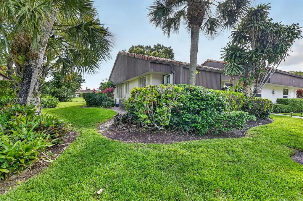 6924 Tiburon Circle Boca Raton FL 33433