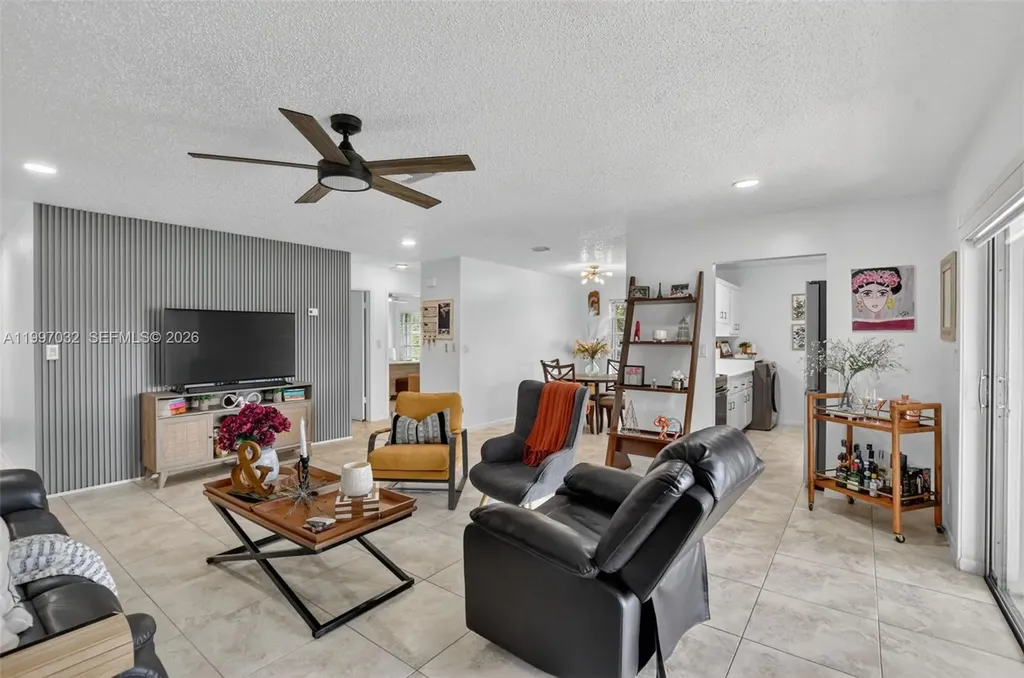 6924 Tiburon Circle Boca Raton FL 33433