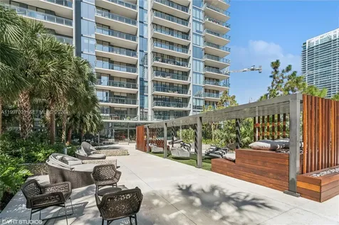 88 SW 7th Street Miami FL 33130