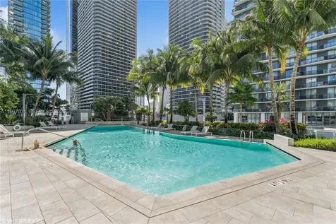 88 SW 7th Street Miami FL 33130