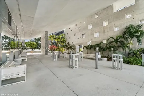 88 SW 7th Street Miami FL 33130