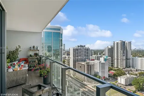 88 SW 7th Street Miami FL 33130