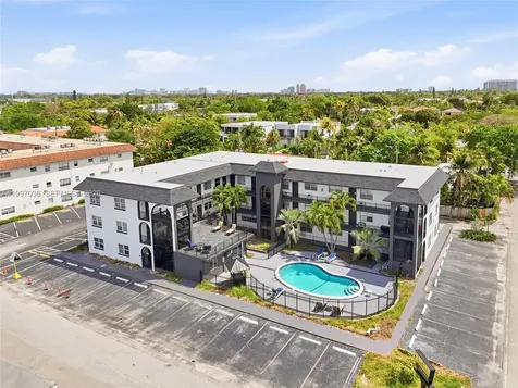 1100 NE 9th Avenue Fort Lauderdale FL 33304