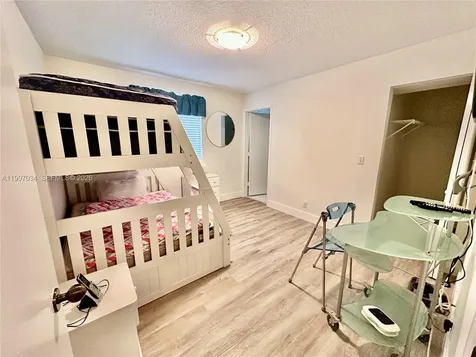 Weston FL 33327