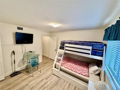 Weston FL 33327