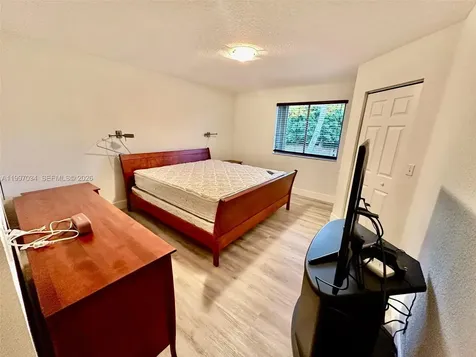 Weston FL 33327