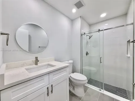 9254 NW 18th Street Pembroke Pines FL 33024