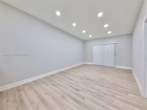 9254 NW 18th Street Pembroke Pines FL 33024