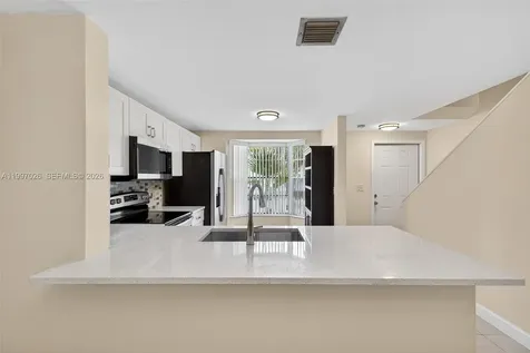 85 SW 3rd Street Pompano Beach FL 33060