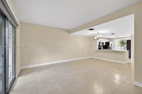 85 SW 3rd Street Pompano Beach FL 33060