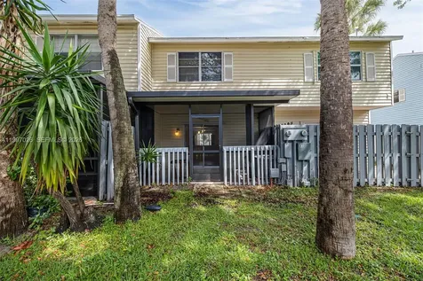 85 SW 3rd Street Pompano Beach FL 33060